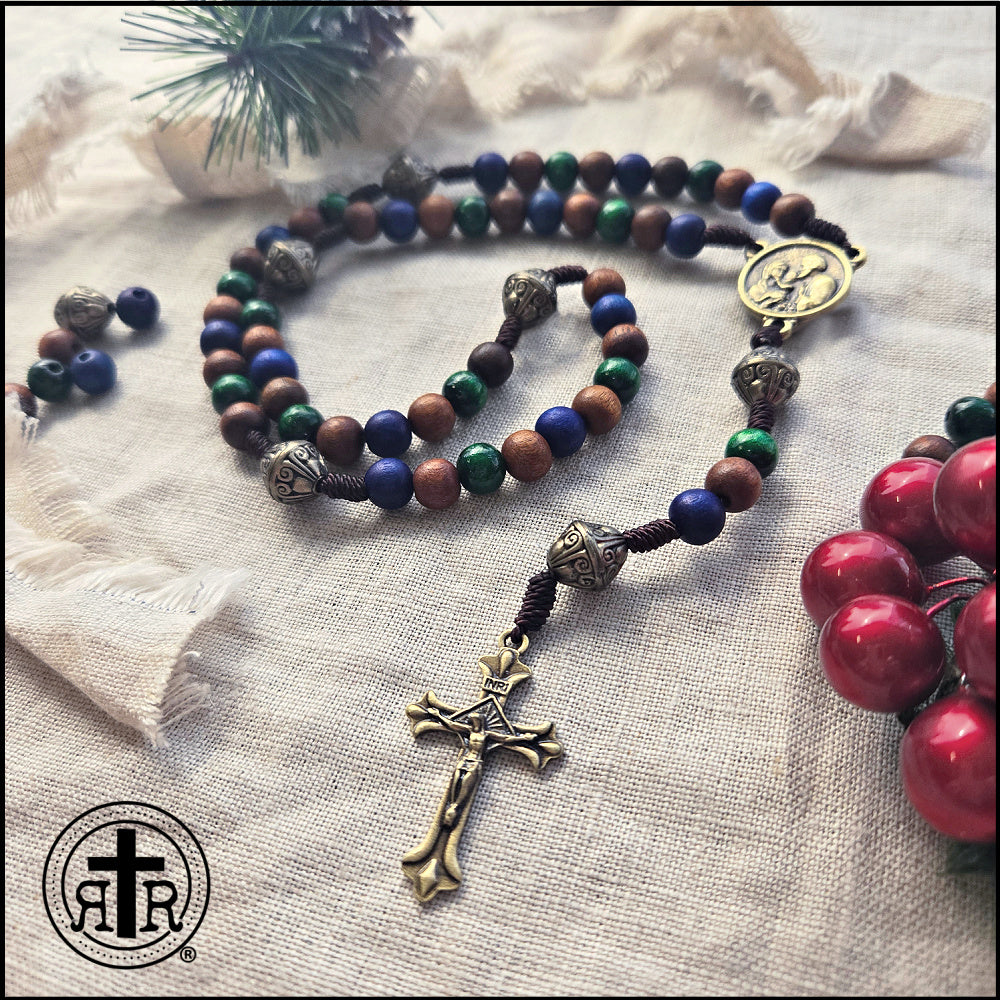 Holy Family Wooden Rosary - New colors for Christmas