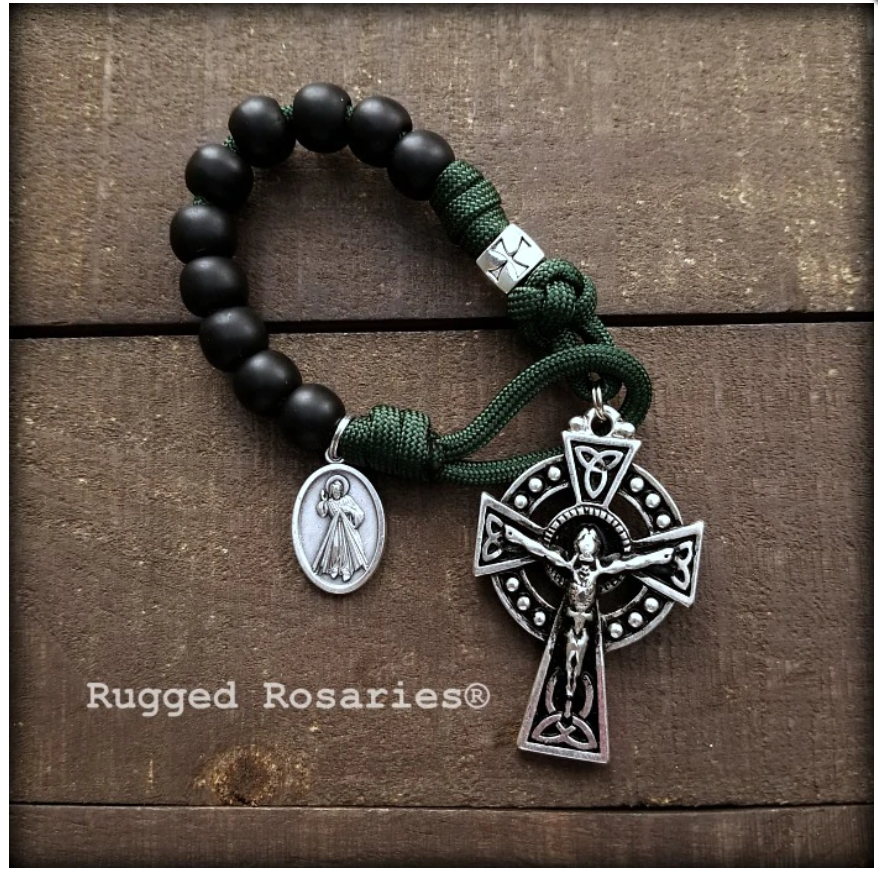 z - Custom Pocket Rosaries for Evangelin J